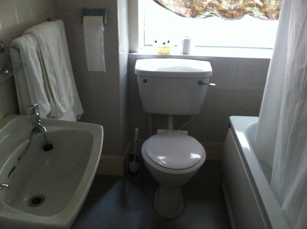Sugarland Metro Hotel Douglas Room photo